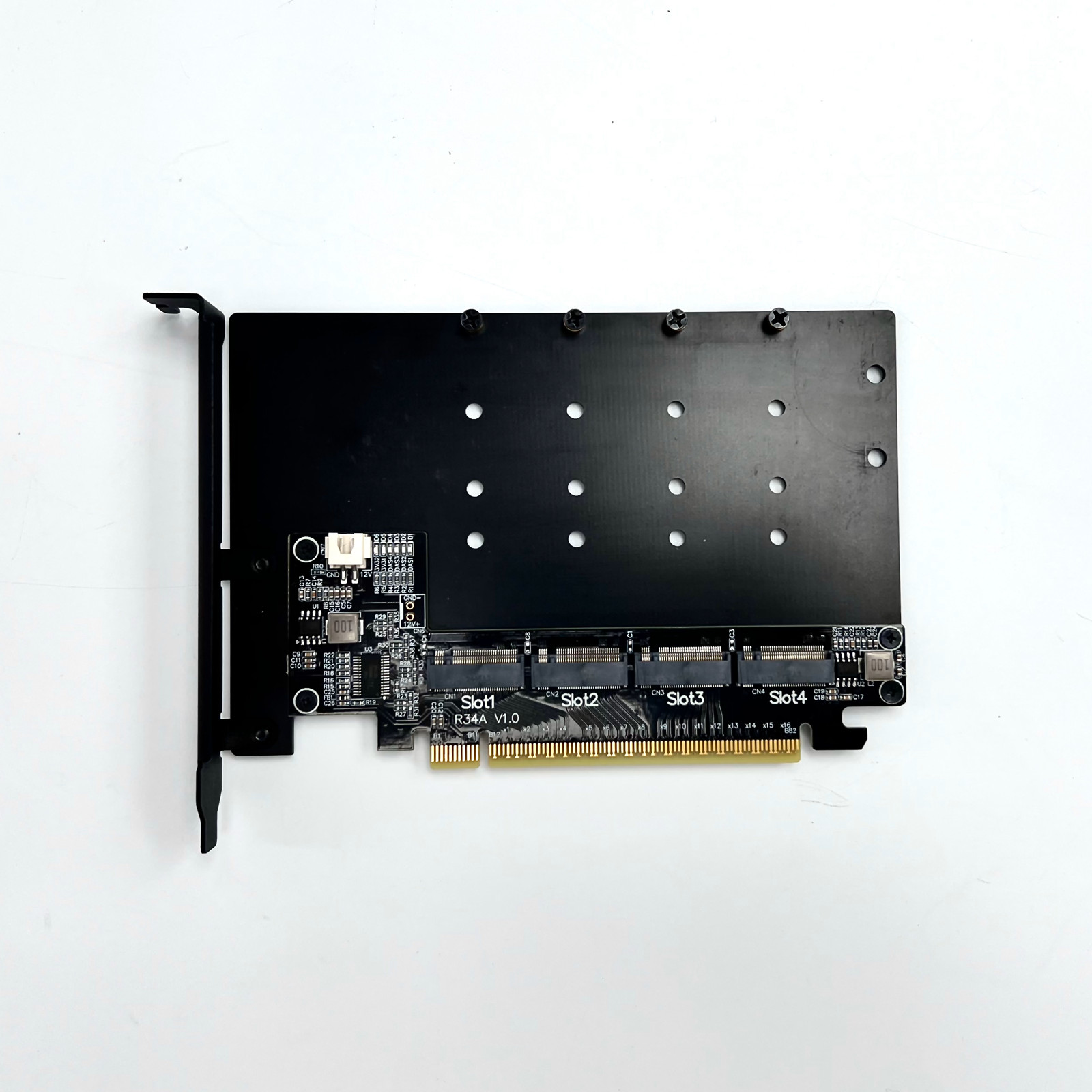 Karta rozszerzeń R34A PCIe 5.0 – Quad M.2 Nvme Pcie Bifurcation Card recenzja i cena